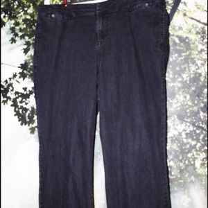 SOLD!! PLUS SIZE - Avenue black trouser jeans