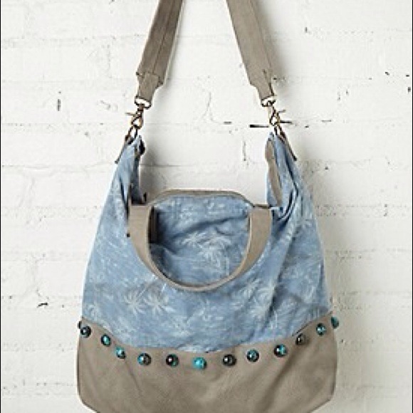 *LOOKING FOR THIS* Palm Tree Tote