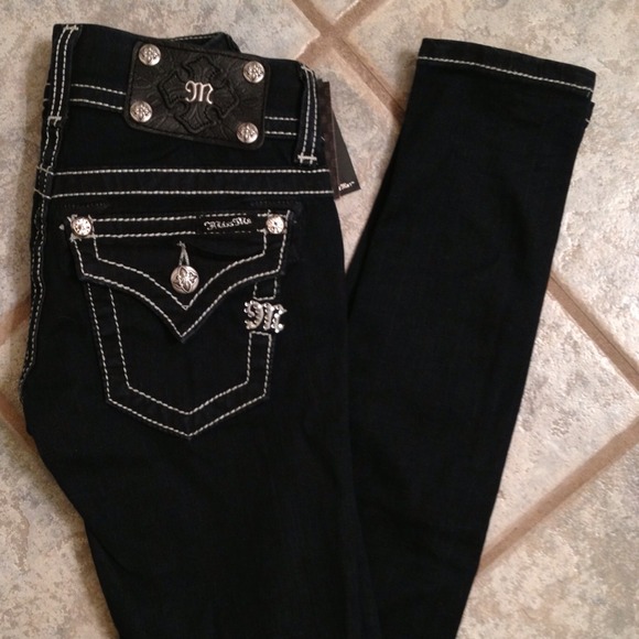 New! Miss Me size 22 skinny dark blue jeans