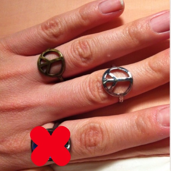 Lot of two peace sign rings (Urban Outfitters)