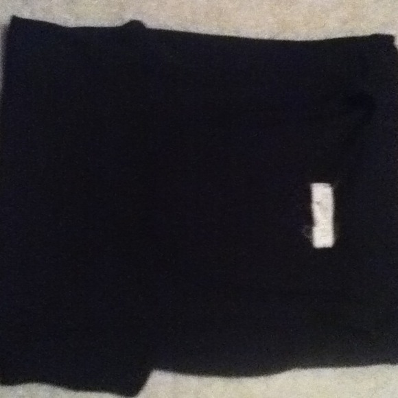 Forever 21 black long tank size S/P NEVER WORN - Picture 3 of 5