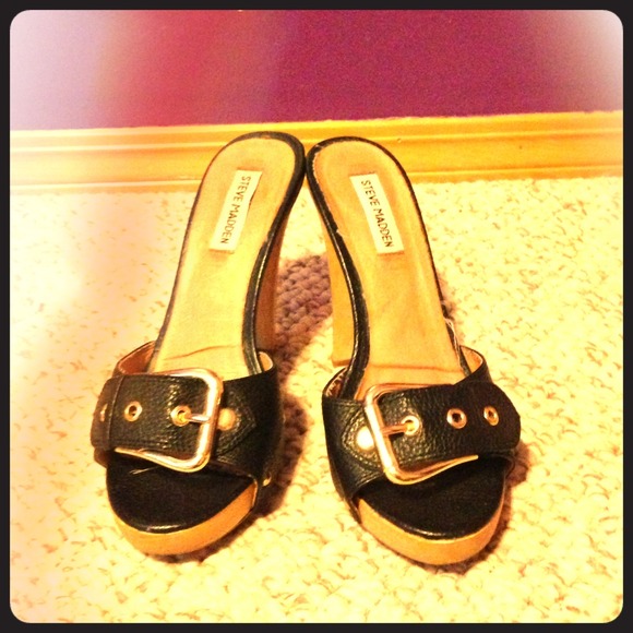 Steve Madden Open Toe Pumps! Adorable!