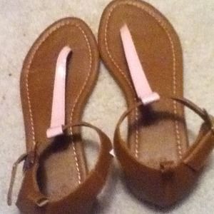 GAP brown & pink sandal