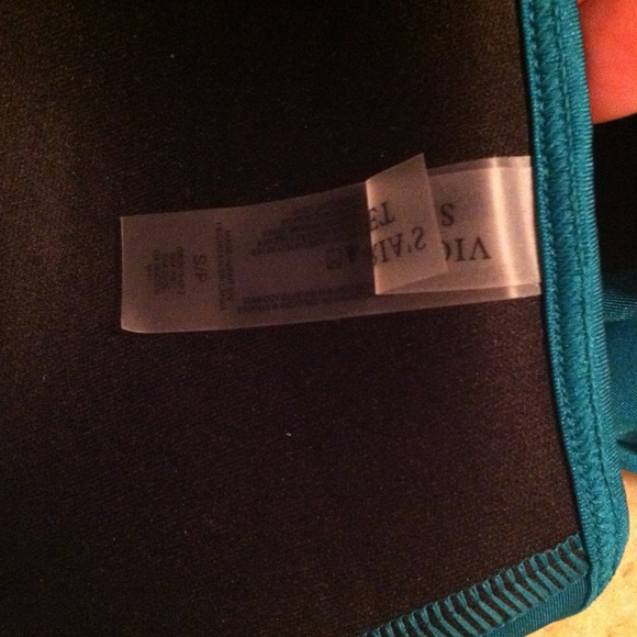 Bathing suit top - Picture 2 of 2