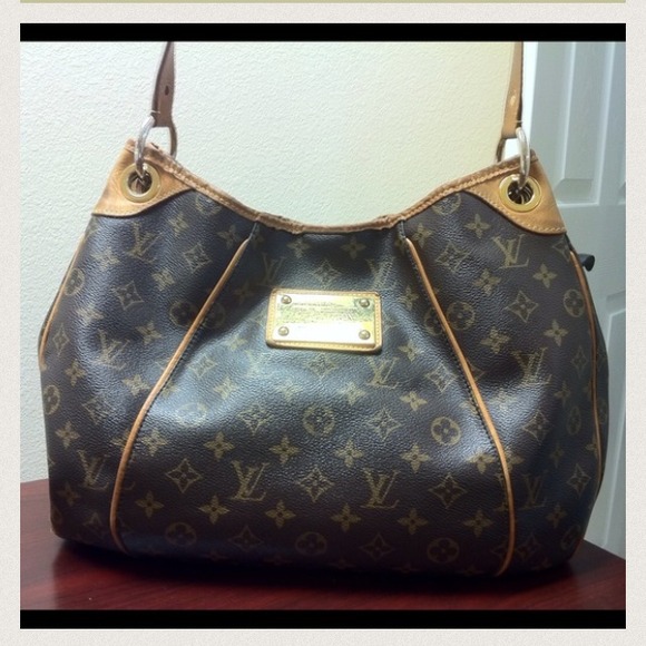 🎋Authentic Louis Vuitton - Picture 2 of 3