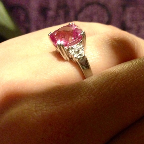 White Gold with Huge Pink Stone Ring - Picture 2 of 2