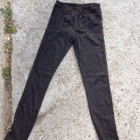 Jeggings with pockets