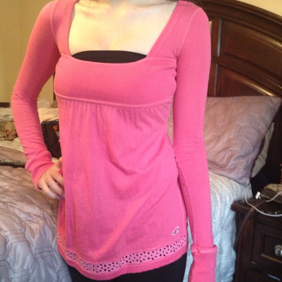 💢SOLD💢Pink long sleeve Hollister top