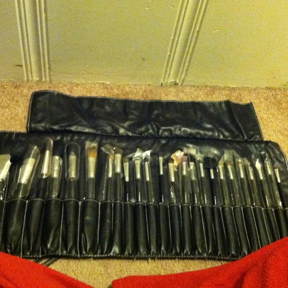 MAC 25 set professional make-up brush set