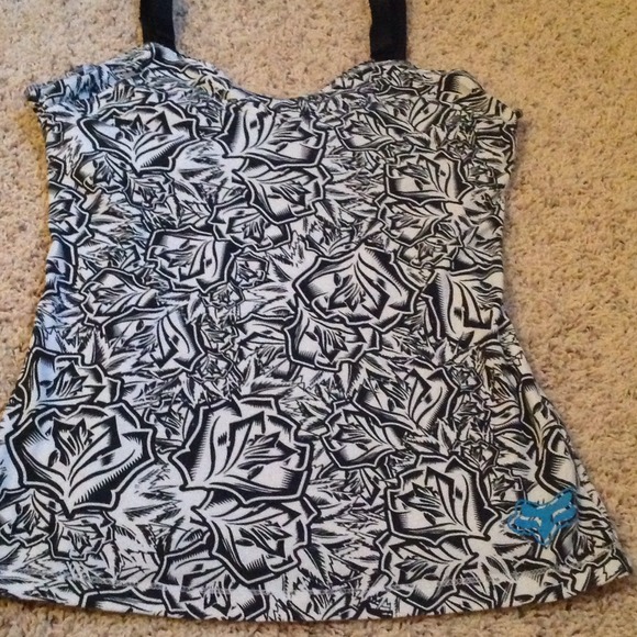 🔴🔴RESERVED FOR LAUREN🔴🔴 FOX TANK TOP