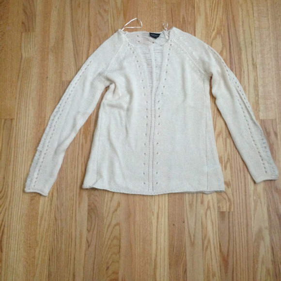 Light pink sweater