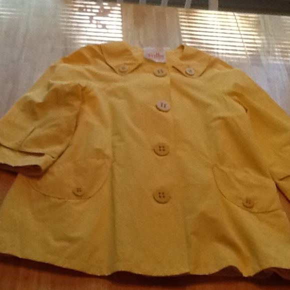 Yellow swing coat🌟🌟REDUCED🌟