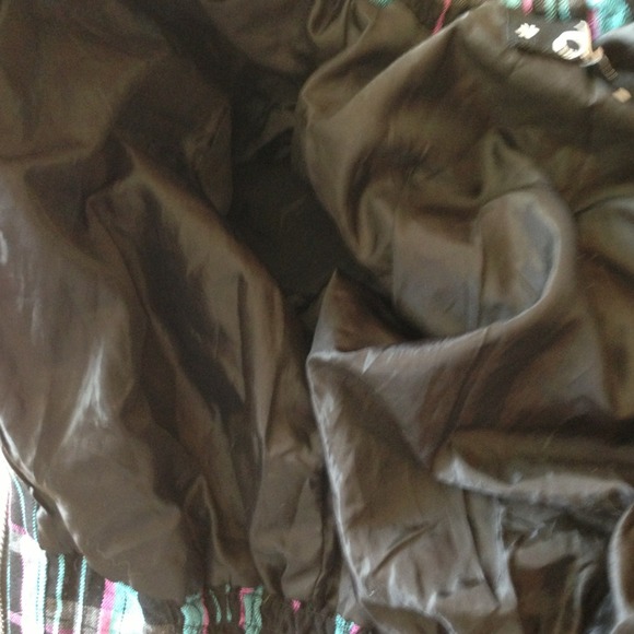 Designer jacket with quarter sleeves - Picture 2 of 3