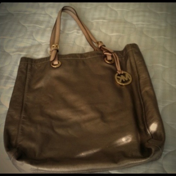 Authentic Michael Kors Large Tote