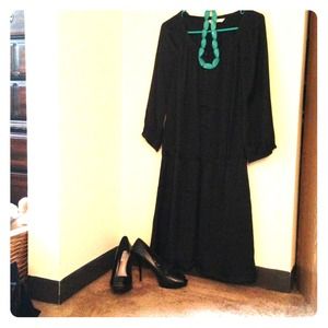 Reduced! black satin dress, with elastic waists