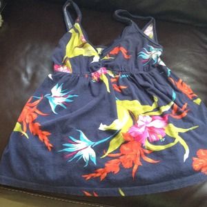 Small Hollister tank top. SOLD IN BUNDLE