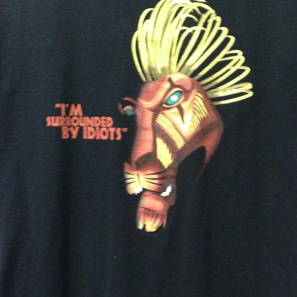 Authentic Lion King shirt - Picture 1 of 4