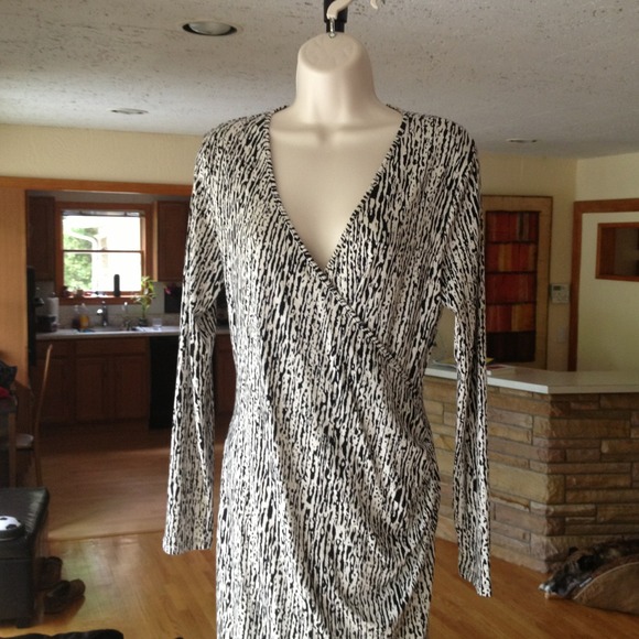 Sold!!!!! Banana Republic dress