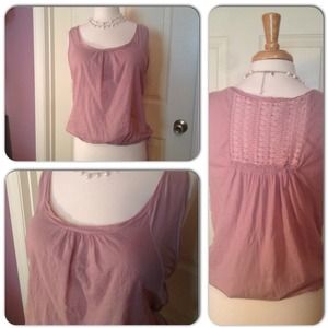 🔴SOLD IN BUNDLE🔴 Super soft lilac tank