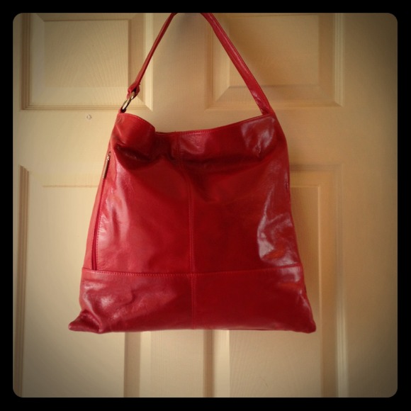 Hobo red leather bag