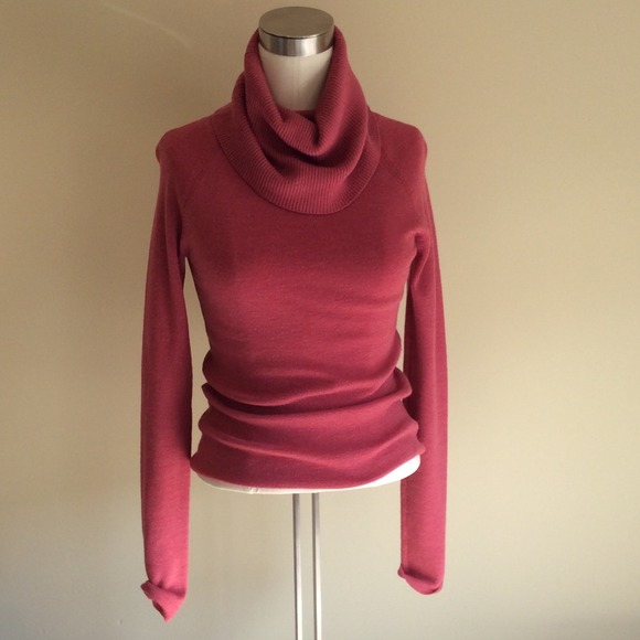 DARK PINK Ann Taylor Sweater - Picture 2 of 3