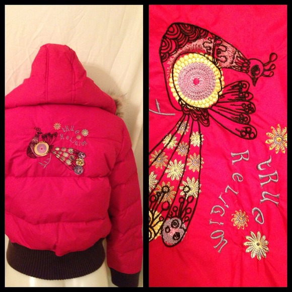 True Religion Coat 🐝 - Picture 2 of 4