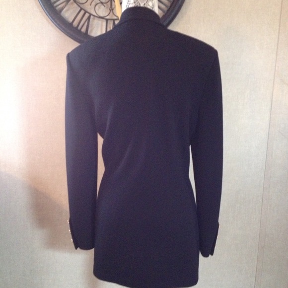 ❌SOLD❌St. John Blazer❌SOLD❌ - Picture 3 of 4