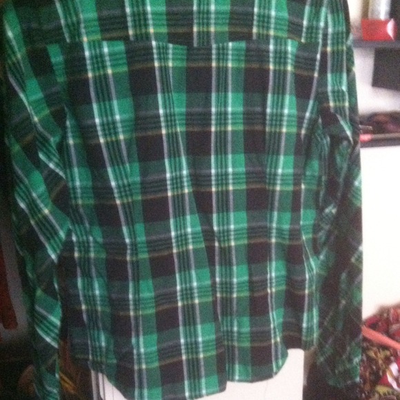 LRG button down - Picture 3 of 3