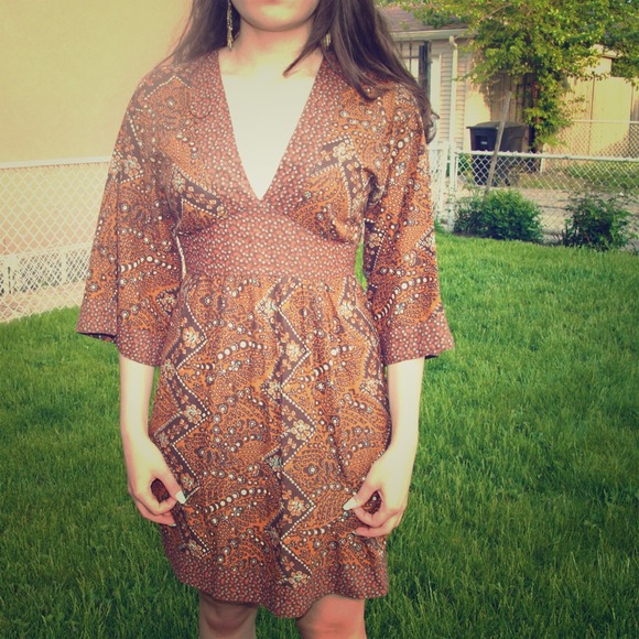 Gorgeous hippie boho chic gypsy dress fall fashion