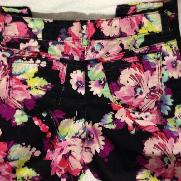 💕 Candies Floral skinny jeans - Picture 3 of 4