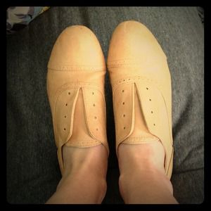 Tan oxfords bundle for Sadie!