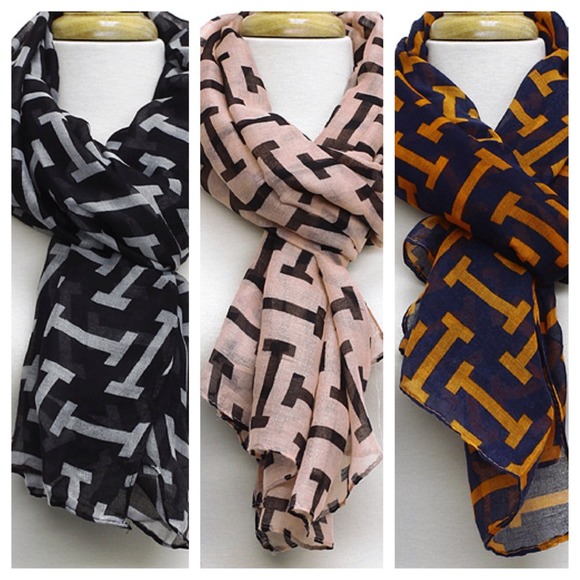 Accessories - Abstract print scarf