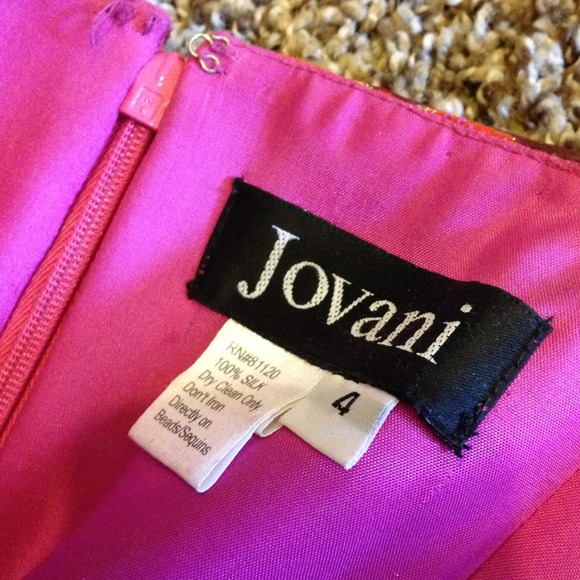 💥REDUCED💥Colorful floral print dress 🌺 - Picture 4 of 4