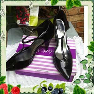 🌺 Awesome Black Patent Shoes 🌺