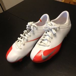 Cleats like new ⚽💫