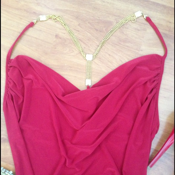 Red mini dress with gold chain halter - Picture 2 of 4