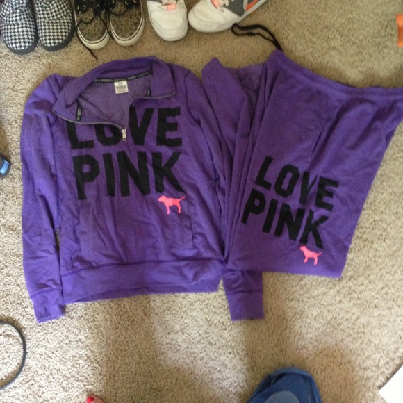 🙅SOLD!🙅Victoria's Secret campus set