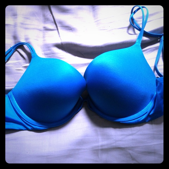 🚫Sold🚫32D Very sexy push up Victoria's Secret