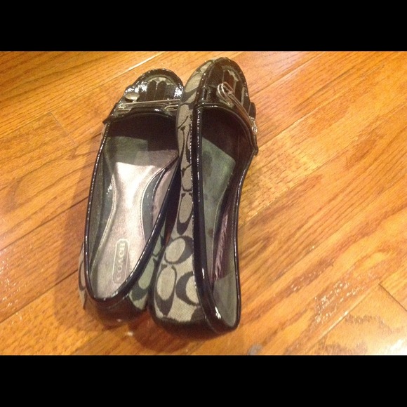 Coach flats! On Hold For @favy to buy!