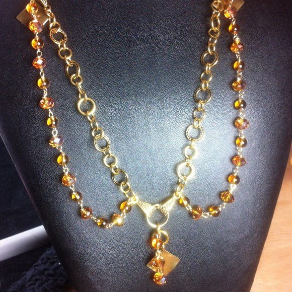 #07.  3pc. Brass findings w/ Austrian  crystals.❤️ - Picture 2 of 4