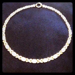 💢SOLD💢@upscaleresale💢💢Silver 925😃 XO necklace