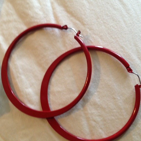 Earrings - Picture 4 of 4