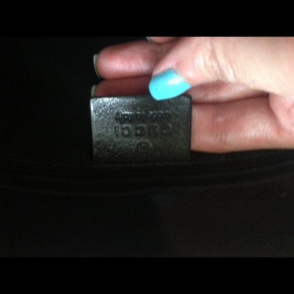 Gucci - Picture 2 of 3