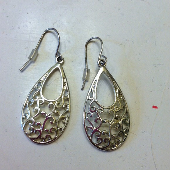 Silver swirl earrings
