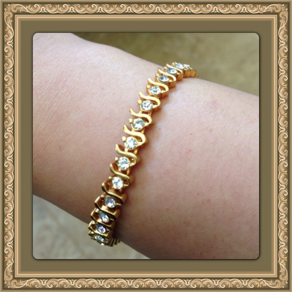 Jewelry - 💎24K gold plated bling bracelet💎