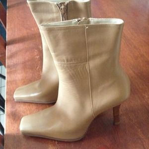 2 New and Used Guess By Marciano Boots Sz 5 1/2M