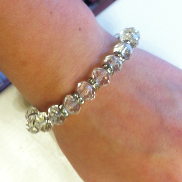 Clear bead with diamonds  bracelet