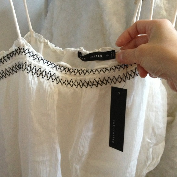 Cute ivory top with spaghetti straps - Picture 2 of 2