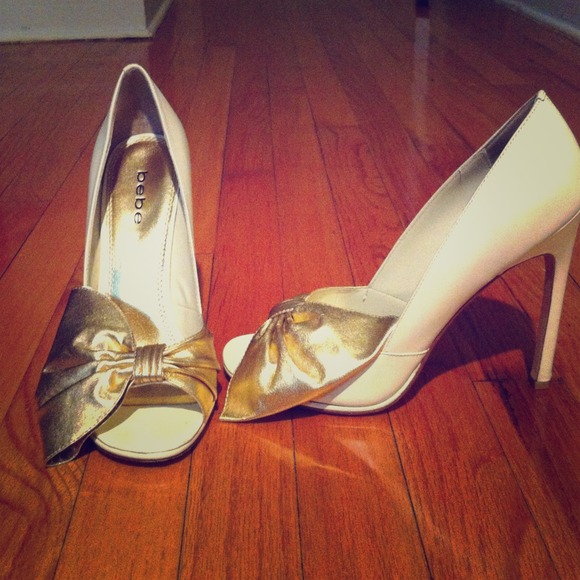 Bebe Gold and cream heels size 9