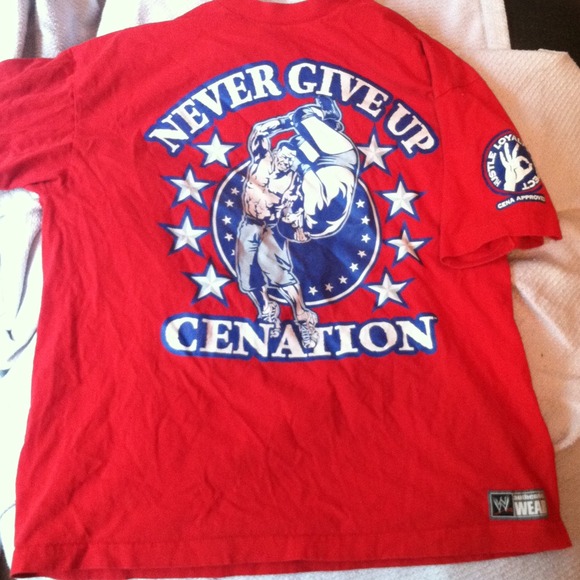 ON HOLD 😘❤ Official WWE John Cena Shirt